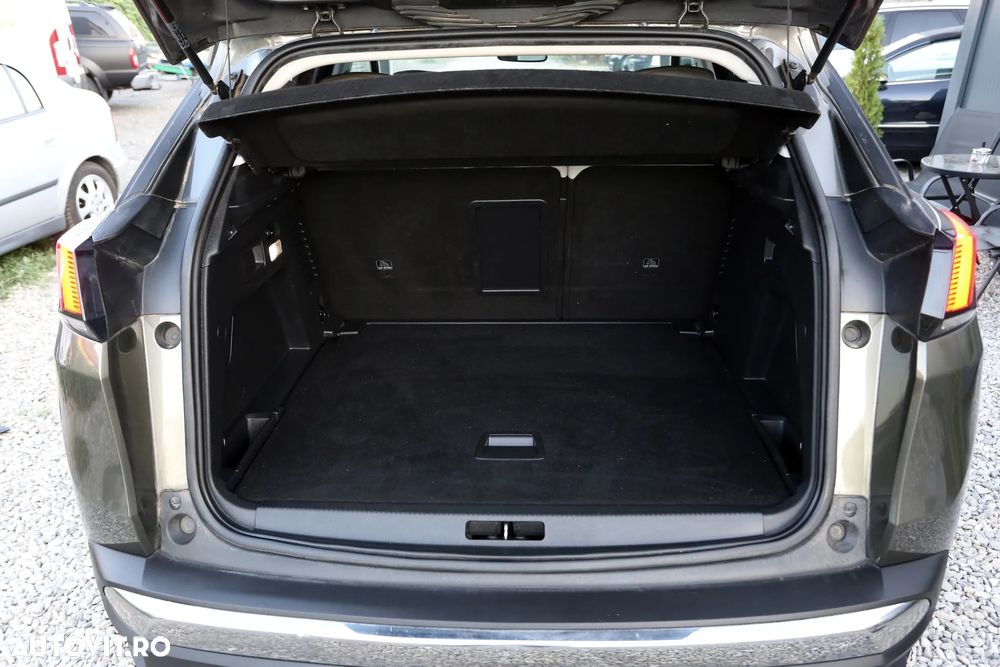 Peugeot 3008 PureTech 130 Stop & Start GPF EAT8 Allure - 23