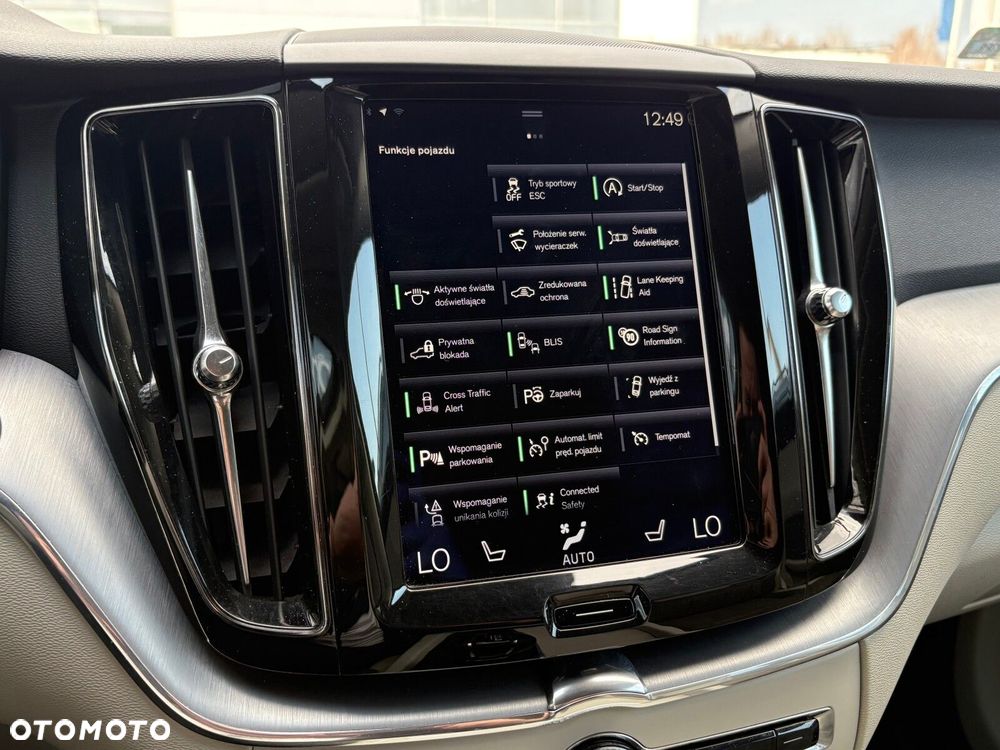 Volvo XC 60 - 33