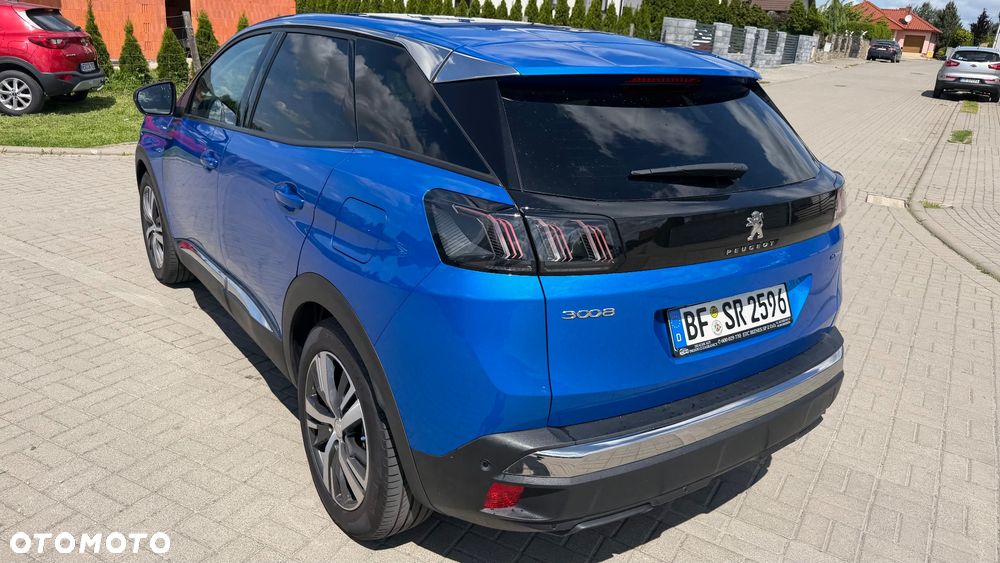Peugeot 3008 Hybrid4 300 e-EAT8 Allure - 13