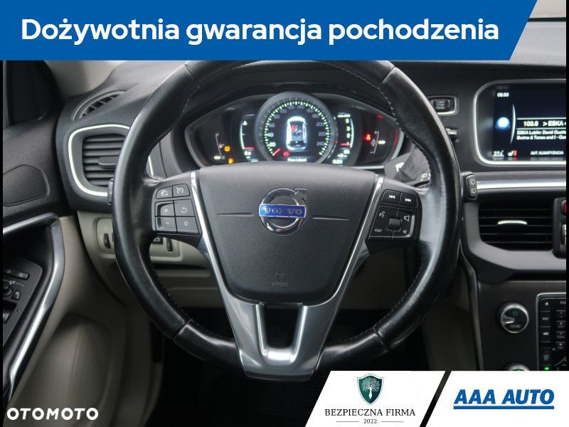 Volvo V40 - 20