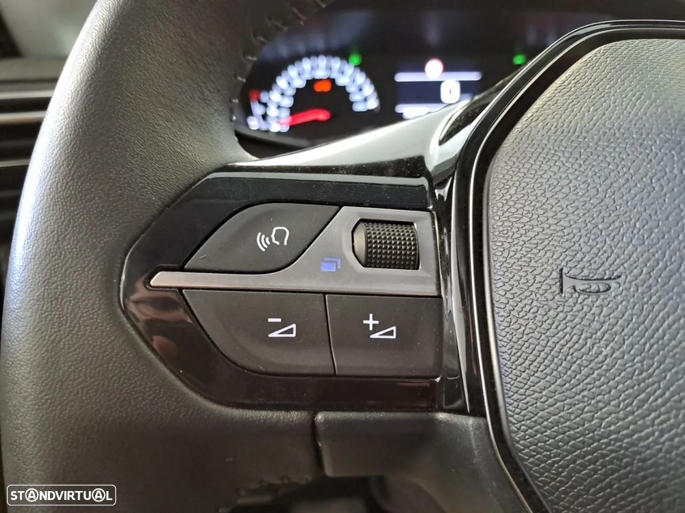 Peugeot 208 1.2 PureTech Active Pack - 16