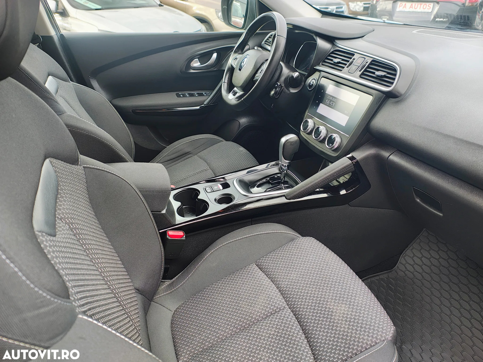 Renault Kadjar BLUE dCi 115 EDC BUSINESS EDITION - 21