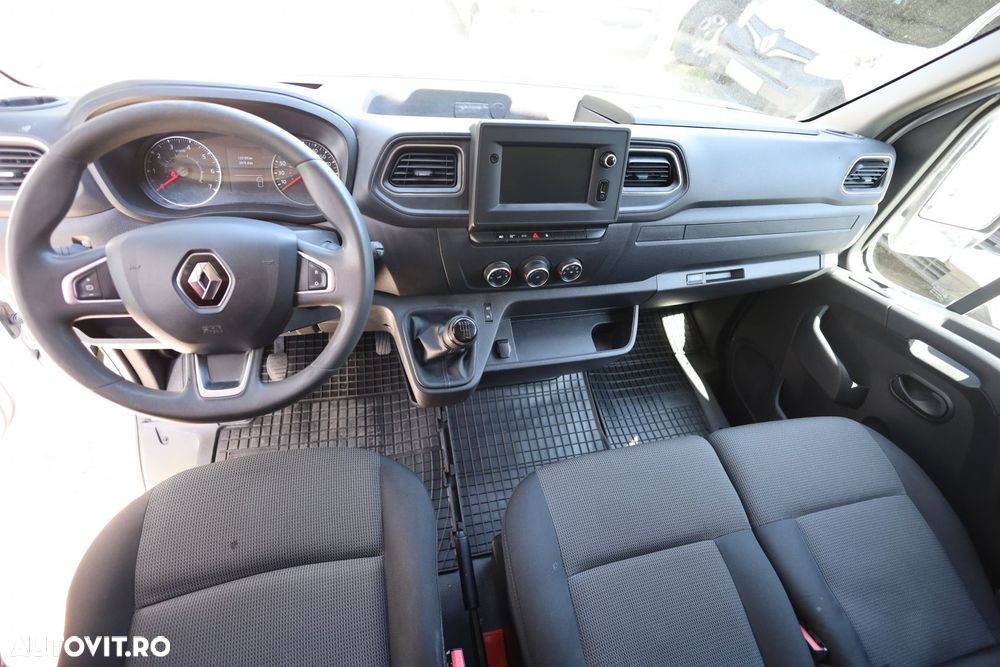 Renault Master - 15