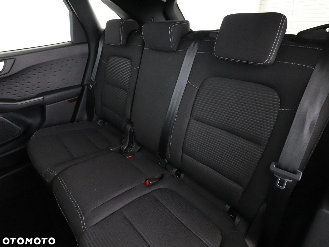 Ford Kuga 1.5 EcoBoost TITANIUM - 17