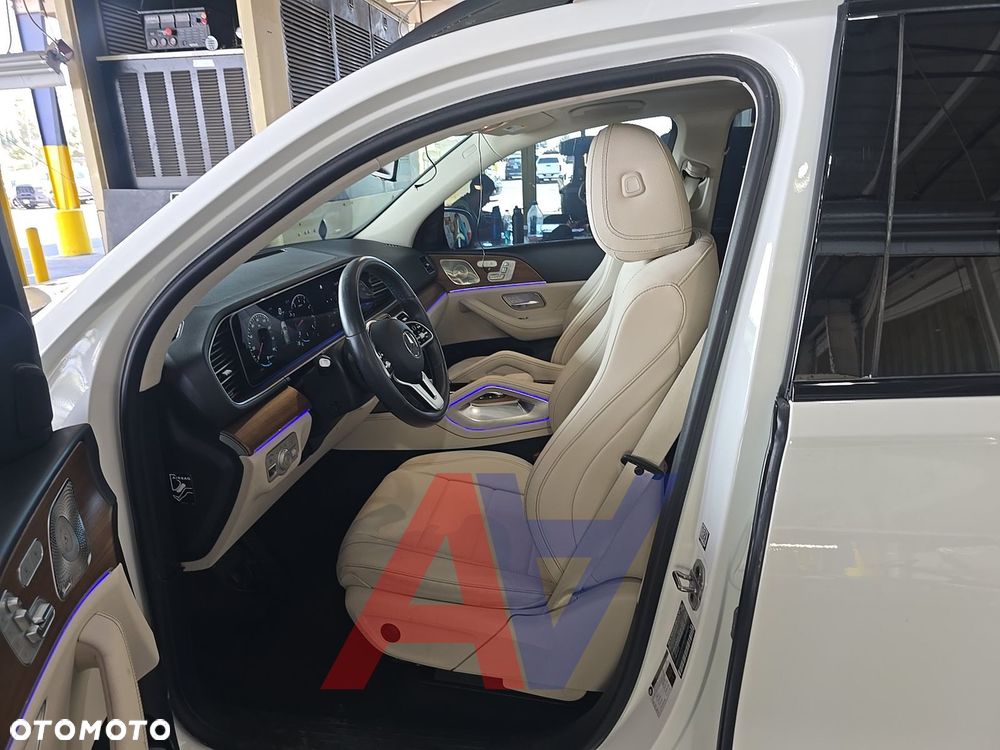Mercedes-Benz GLE - 10