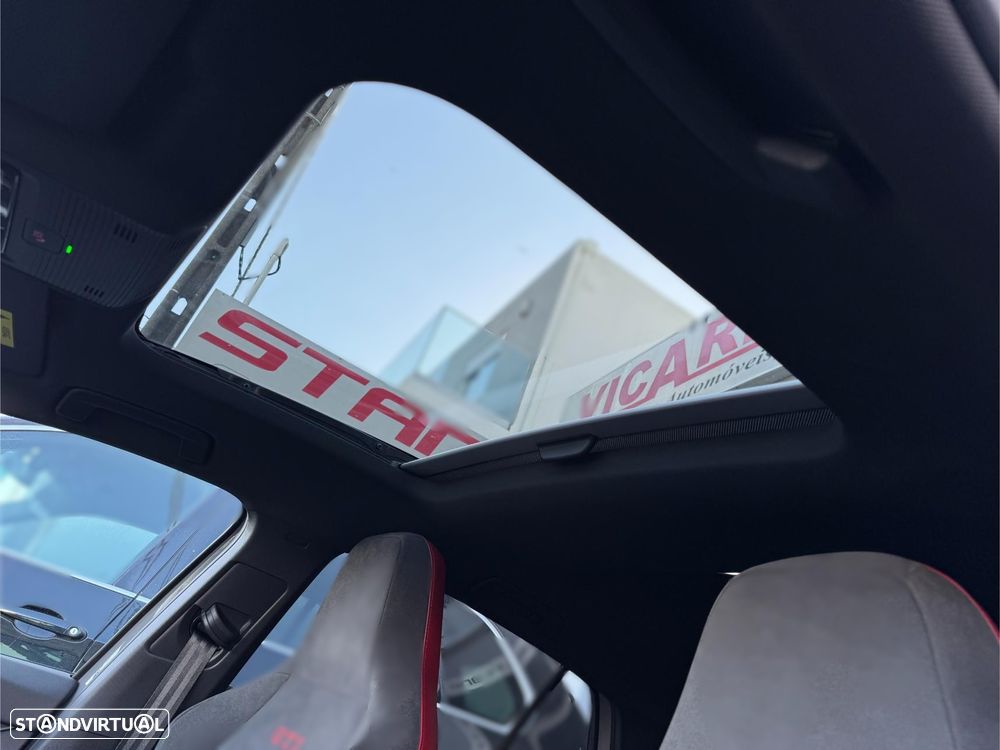 VW Golf 2.0 TSI OPF DSG GTI Clubsport - 30