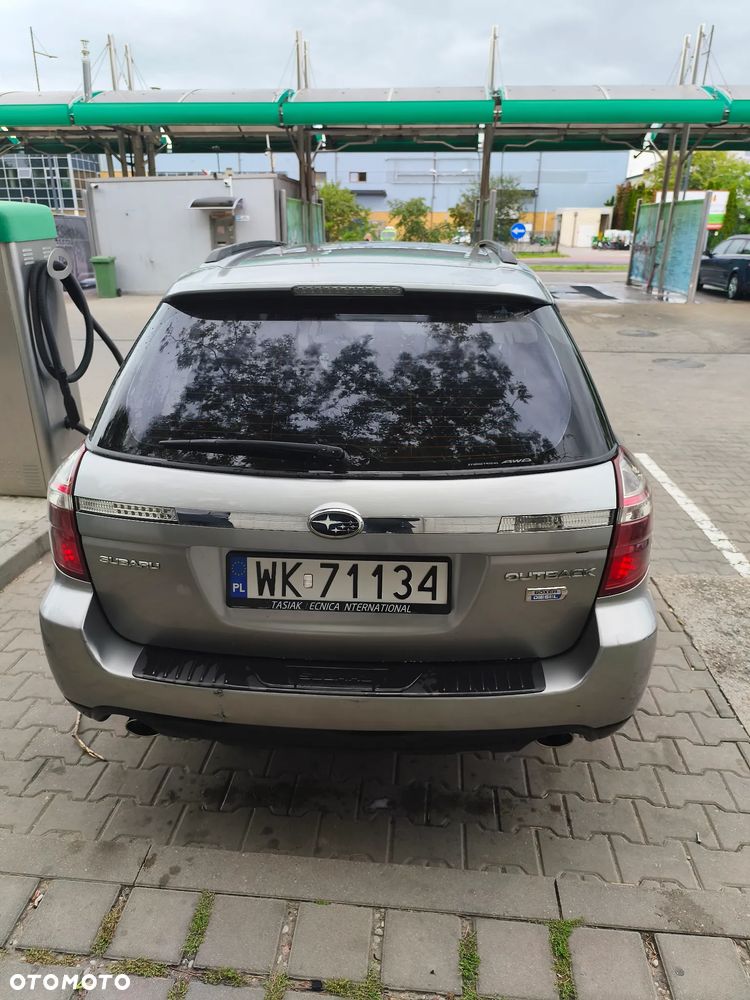 Subaru Legacy - 11