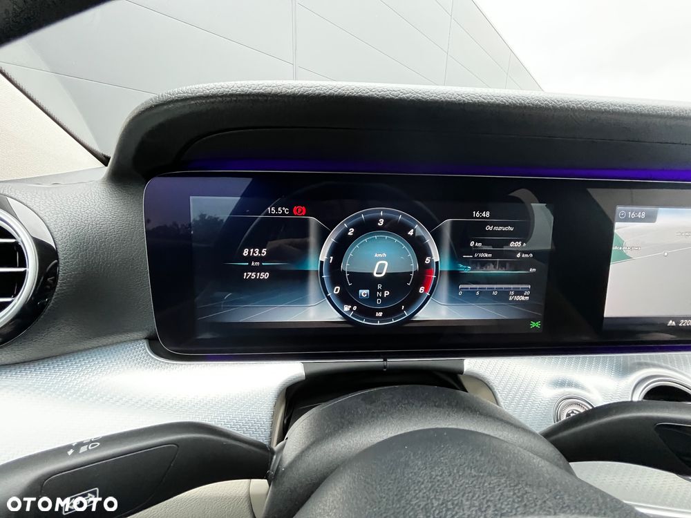 Mercedes-Benz Klasa E 200 d Business Edition 9G-TRONIC - 25