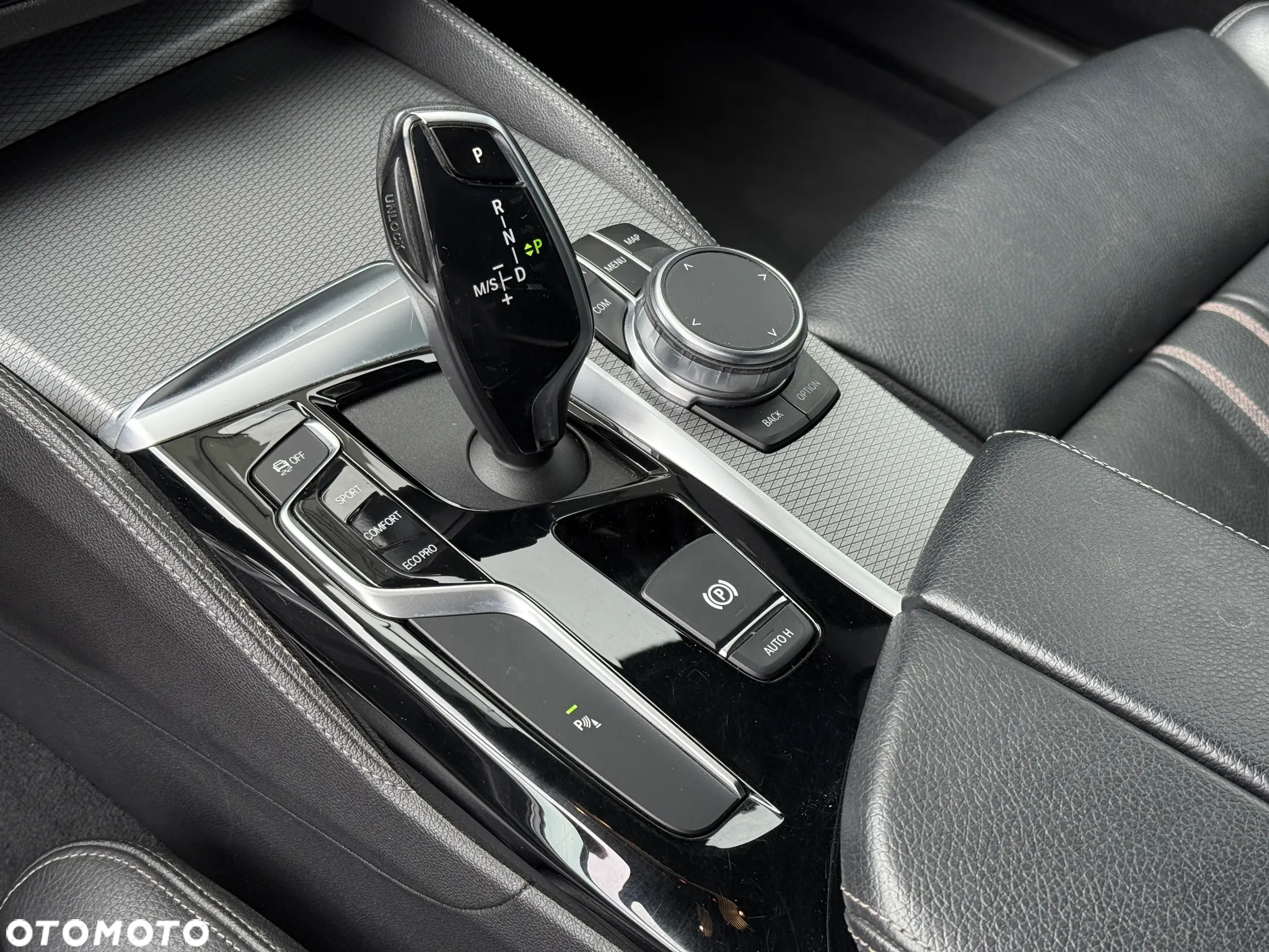 BMW Seria 5 520d Touring Sport Line - 21
