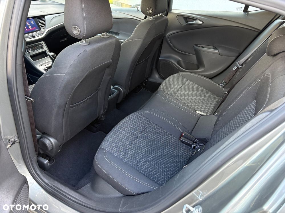 Opel Astra 1.4 T GPF Dynamic - 18