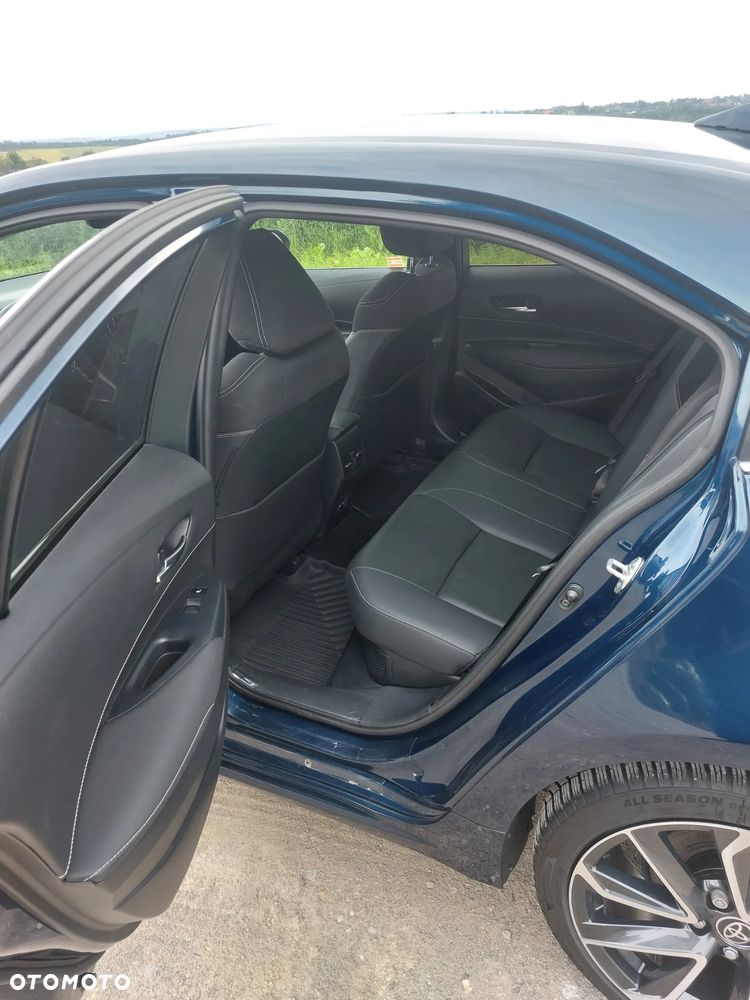 Toyota Corolla 1.8 Hybrid Executive - 8