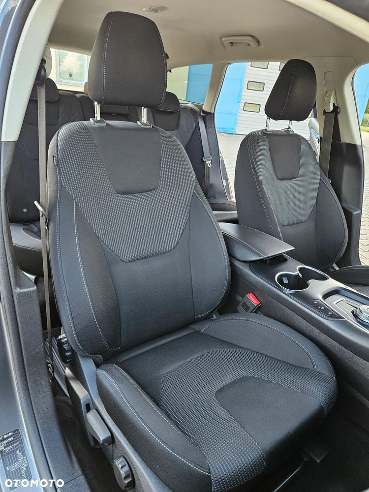 Ford Mondeo 2.0 EcoBlue Titanium - 22