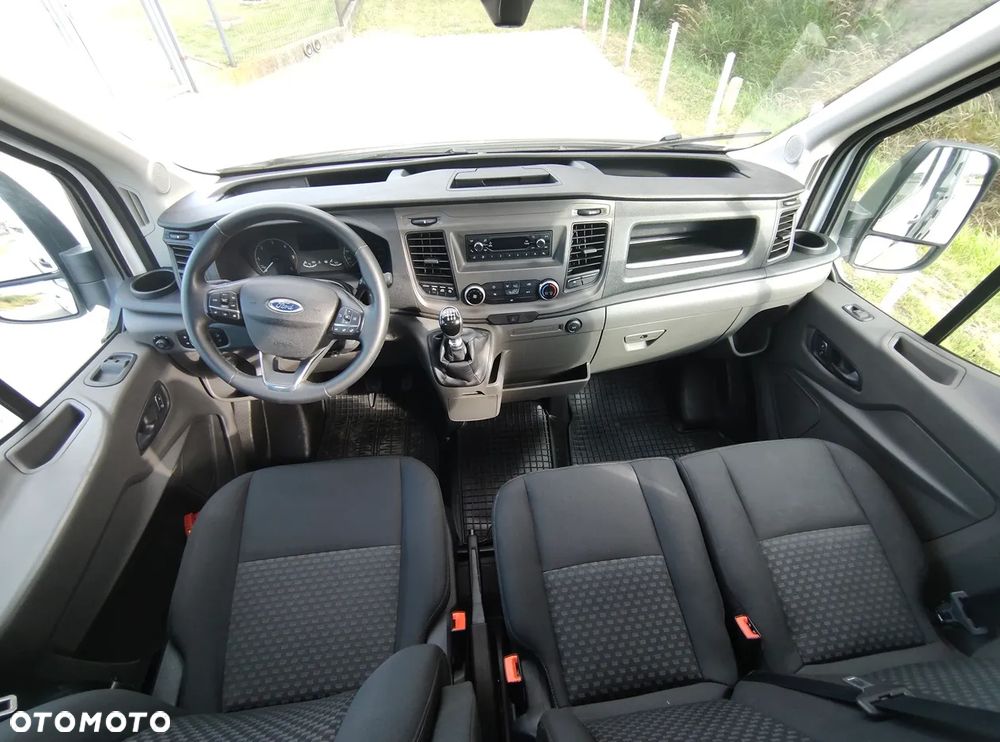 Ford Transit - 11