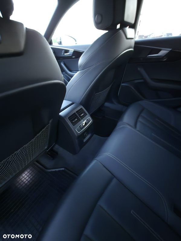 Audi A5 Sportback 45 TFSI quattro S tronic S line - 11