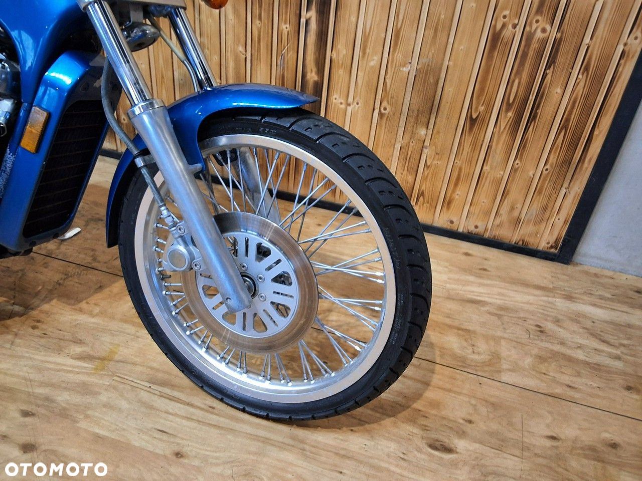Suzuki Intruder - 9