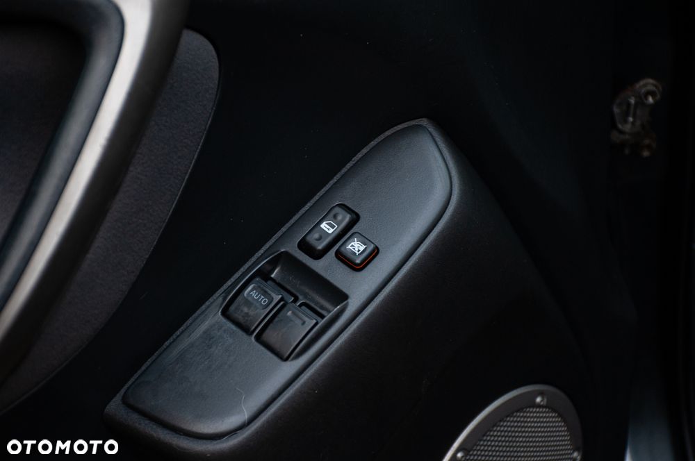 Toyota RAV4 2.0 VVT-i Luna - 11