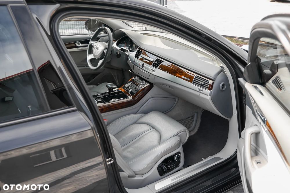 Audi A8 4.2 TDI Quattro - 36