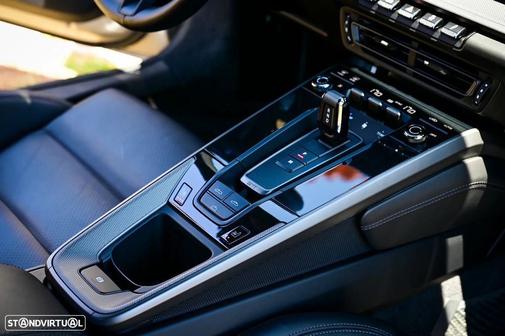 Porsche 911 (992) Carrera S PDK - 52