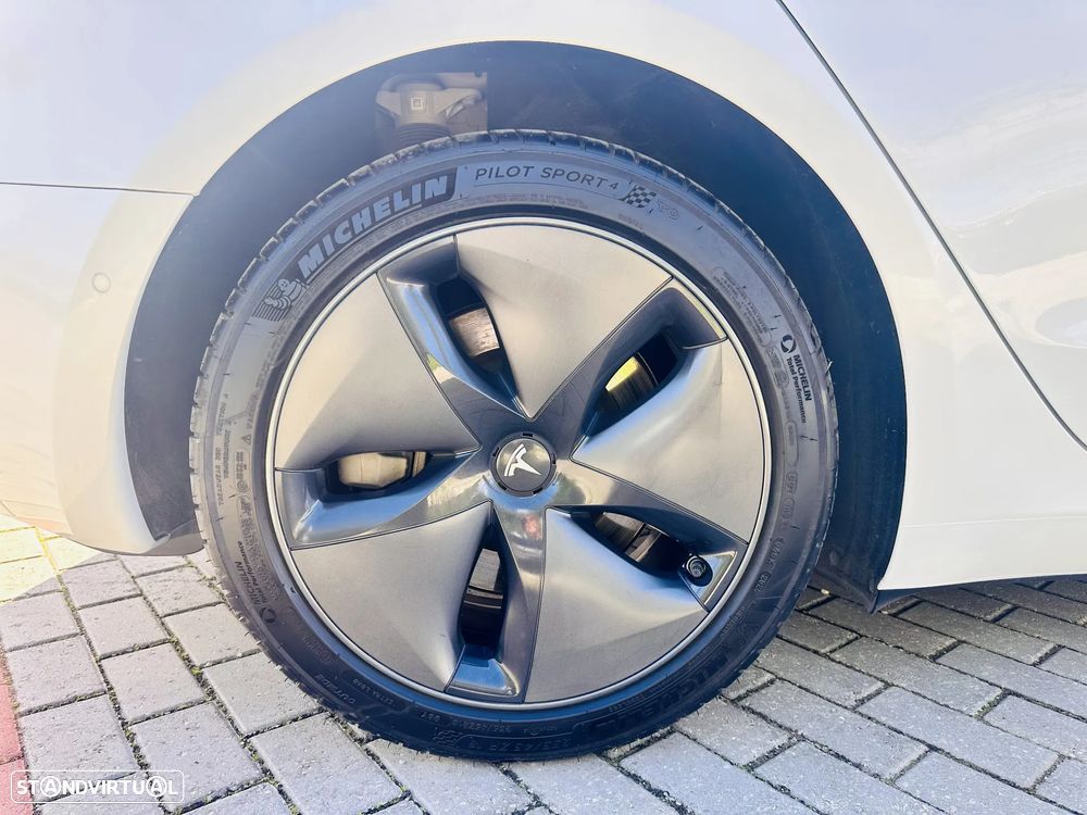 Tesla Model 3 Long Range Tração Integral - 11