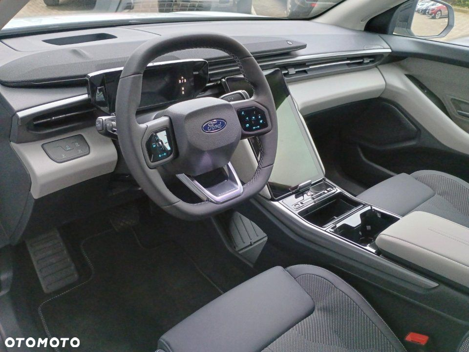 Ford Explorer - 7