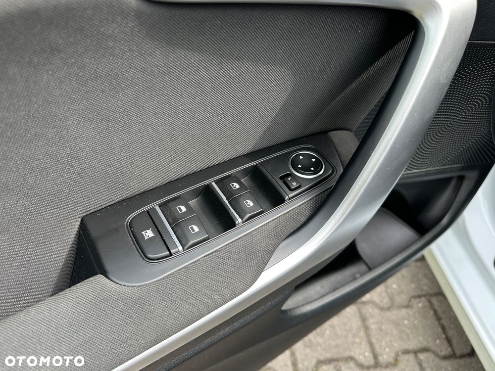 Kia Ceed 1.4 L Business Line Plus - 30