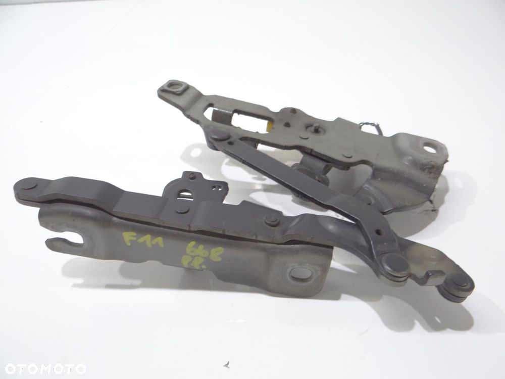 ZAWIAS MASKI NABÓJ PRAWY PRZÓD BMW F11 7249888 668