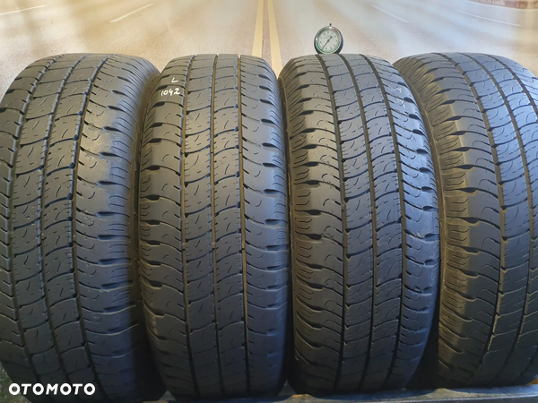 Kpl opon Goodyear Cargo  195/60/16C