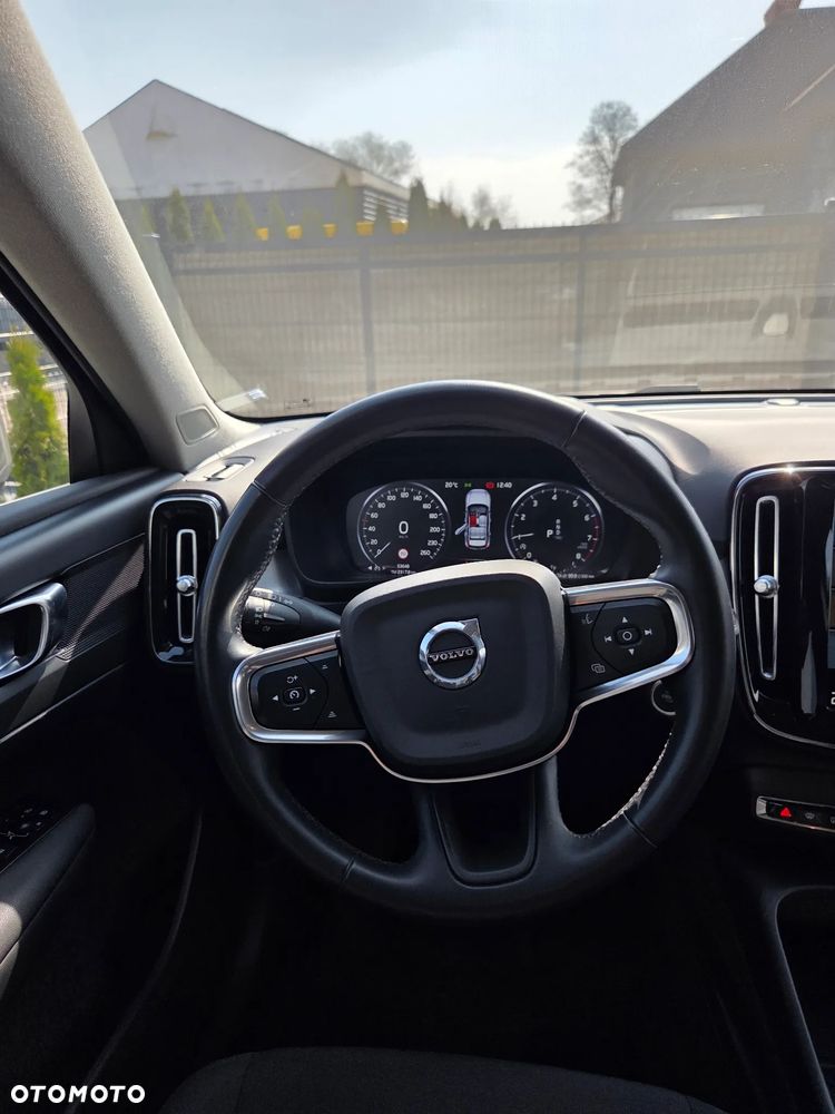 Volvo XC 40 T3 Momentum Pro - 7