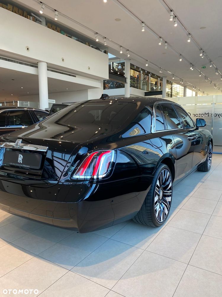 Rolls-Royce Ghost - 5