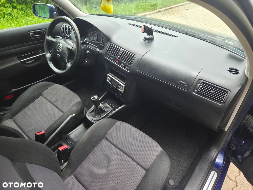 Volkswagen Golf - 20