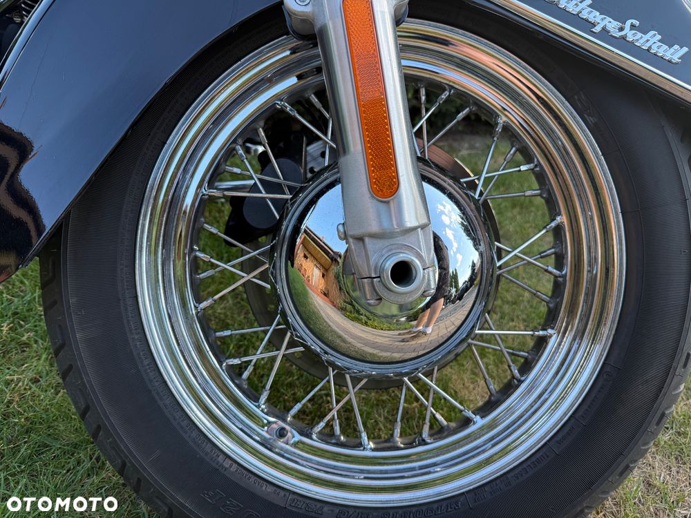Harley-Davidson Softail Heritage Classic - 24