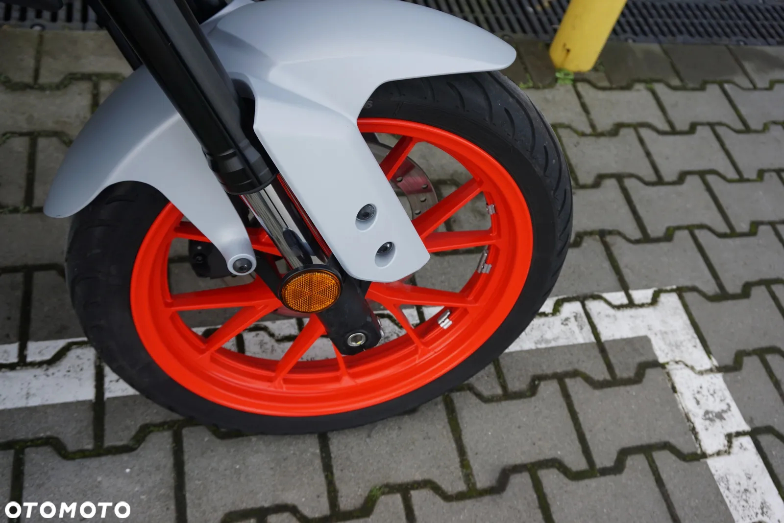 Yamaha MT - 8