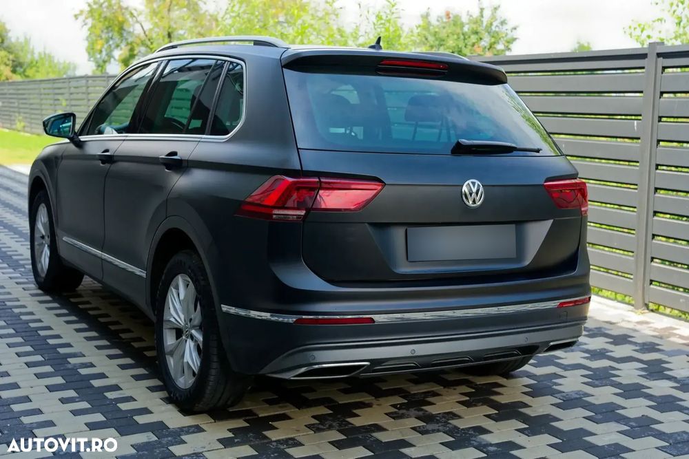 Volkswagen Tiguan - 2