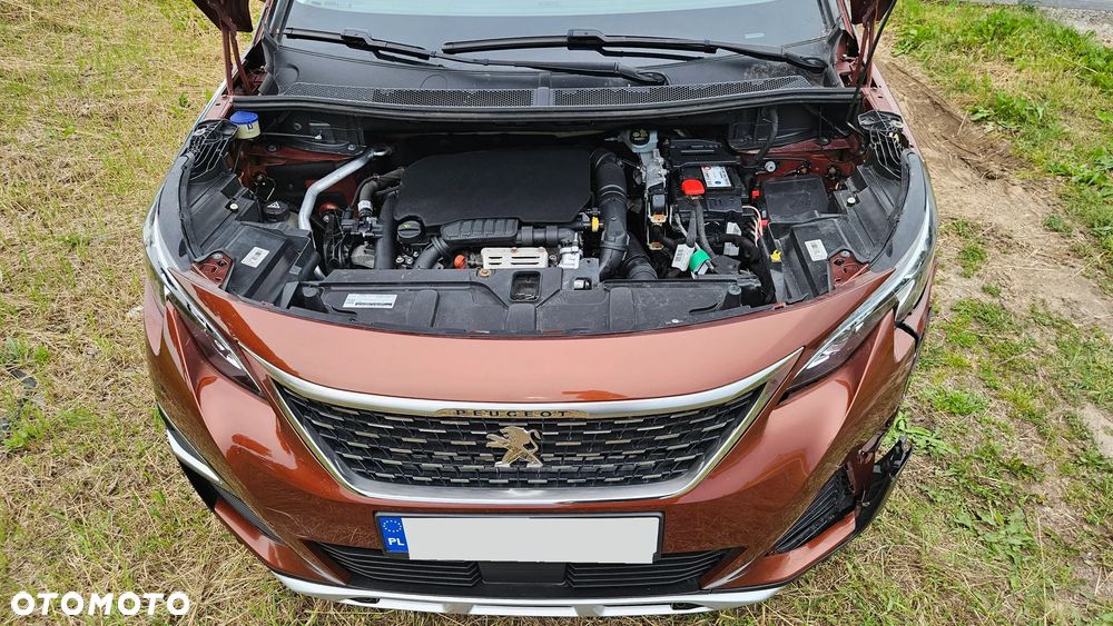 Peugeot 3008 1.2 PureTech GPF Allure S&S - 6