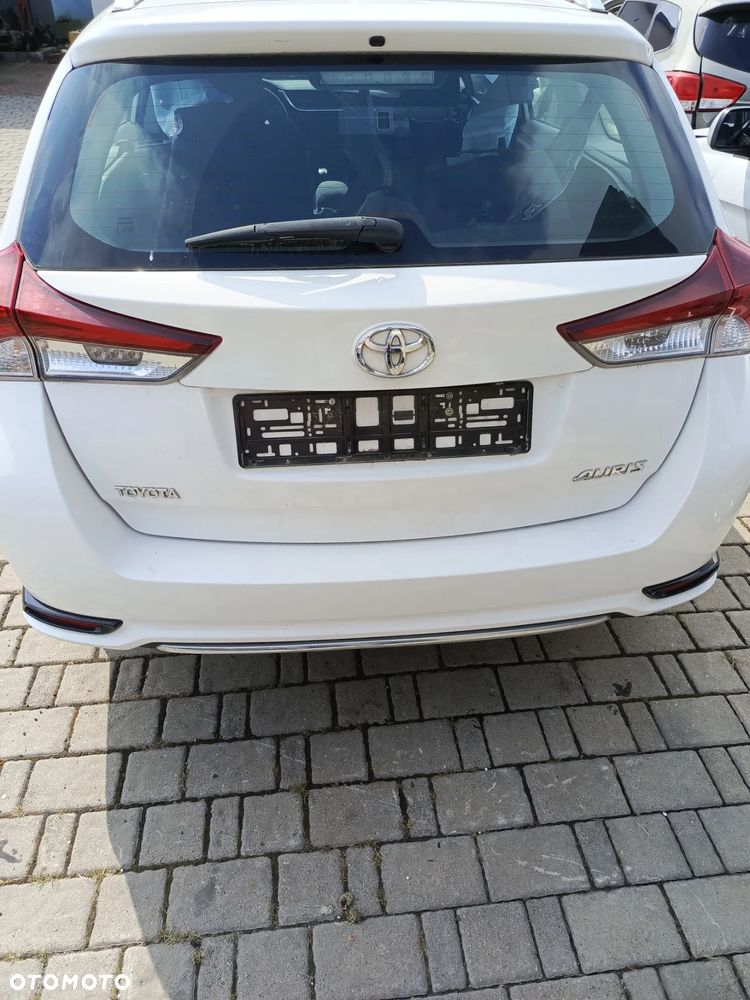 TOYOTA AURIS II KOMBI KLAPA BAGAŻNIKA Z SZYBĄ GOŁA 040 - 1