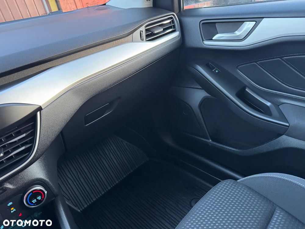 Ford Focus 1.0 EcoBoost Platinium X ASS - 16