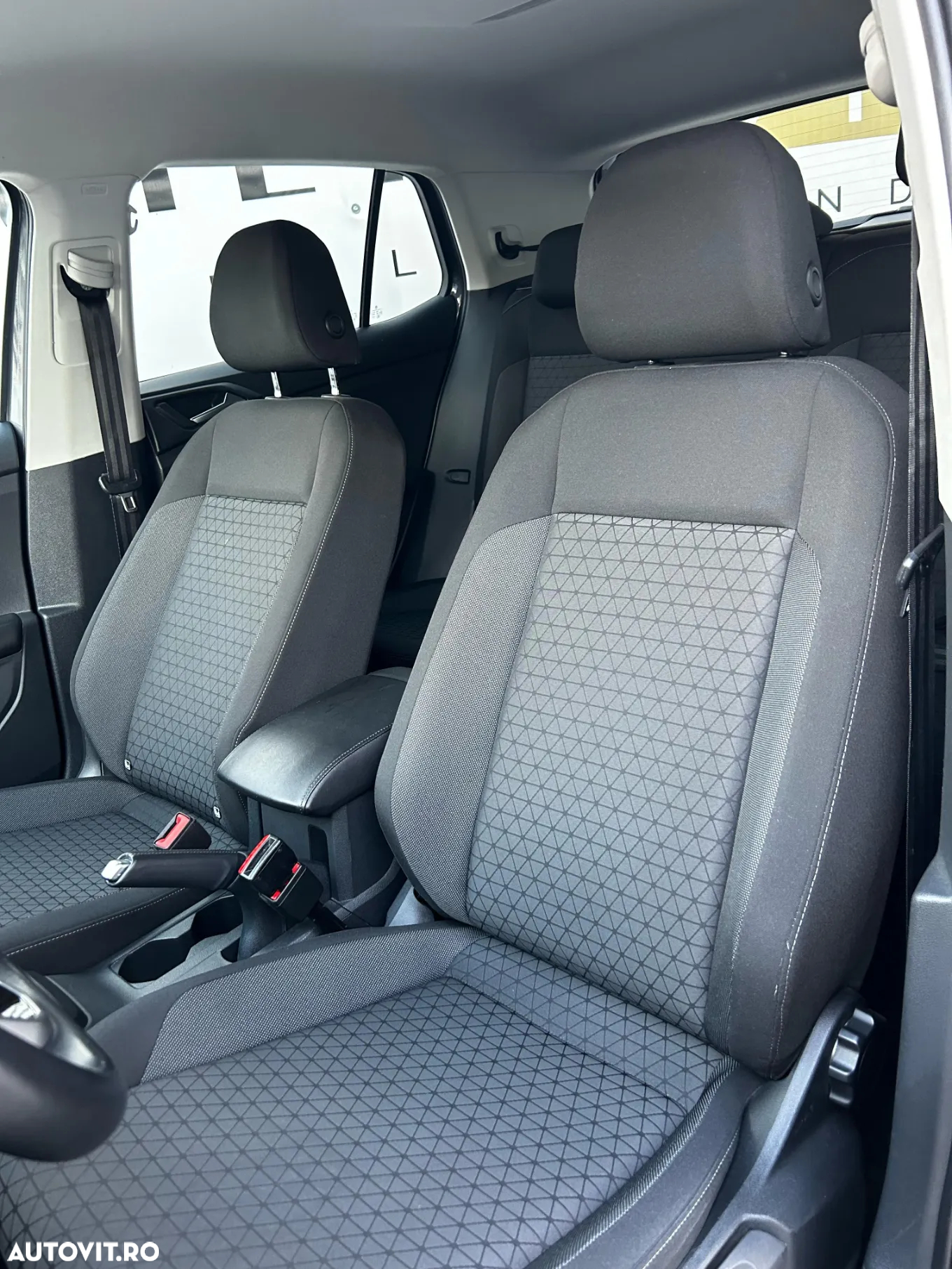 Volkswagen T-Cross 1.0 TSI Style - 4