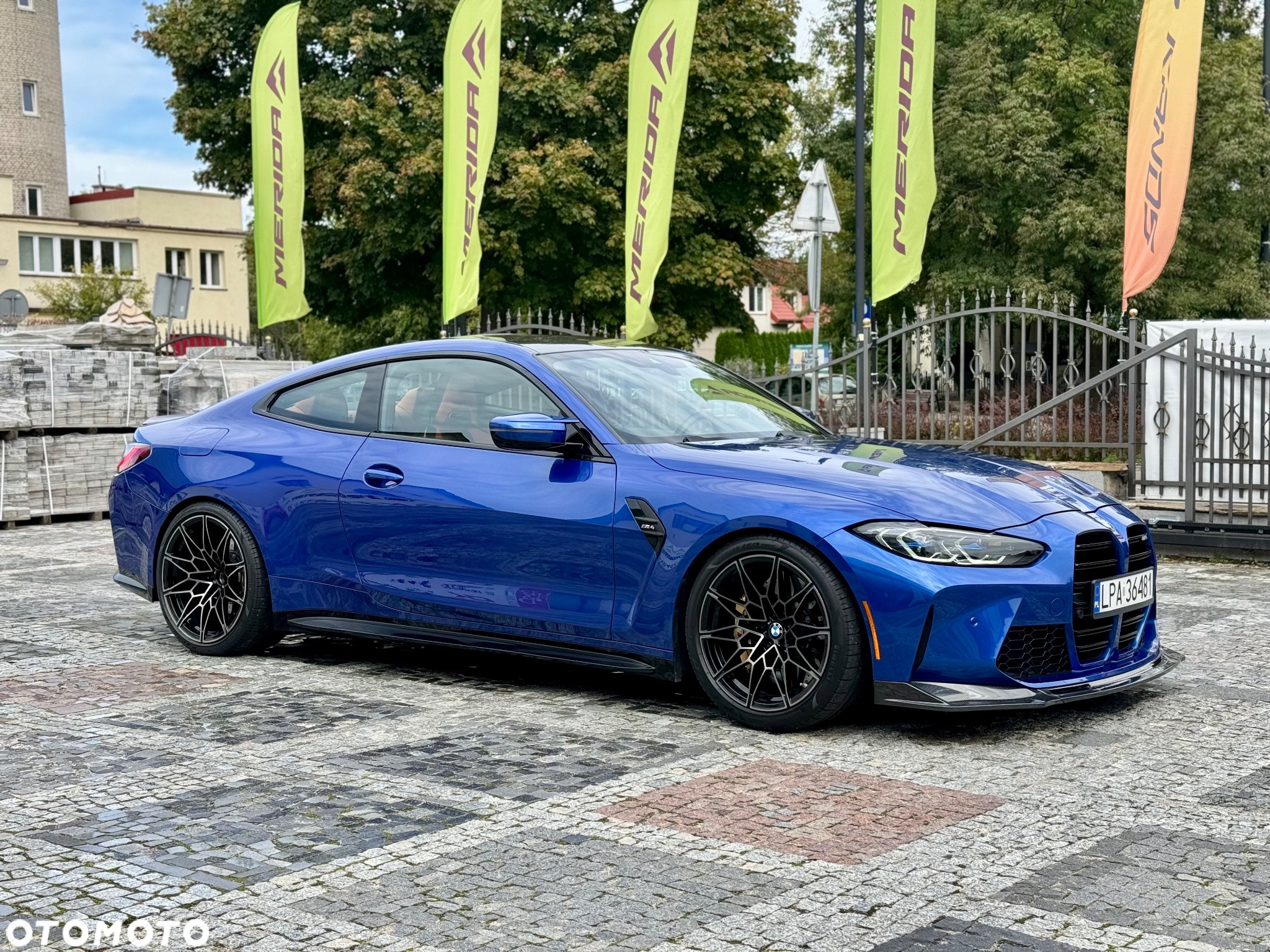 BMW M4 Standard - 11