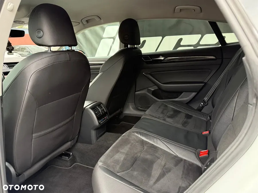 Volkswagen Arteon 2.0 TDI SCR Elegance DSG - 35