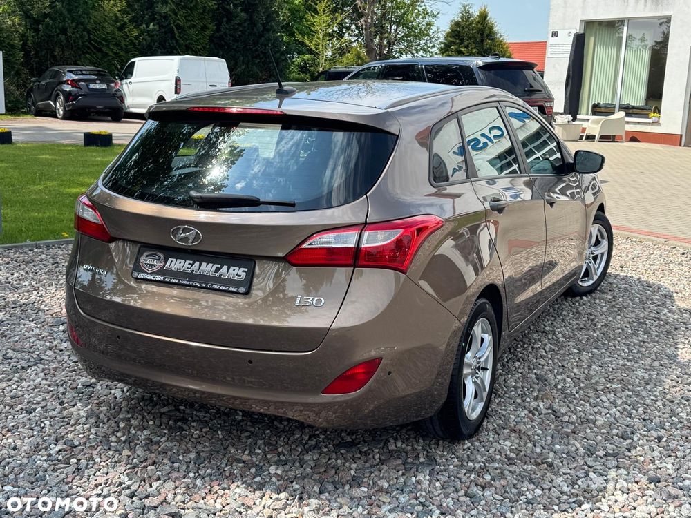 Hyundai i30 - 12