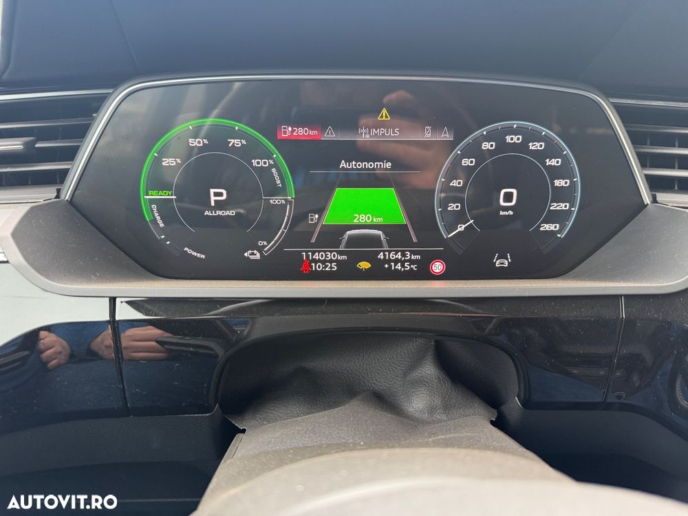 Audi e-tron - 16
