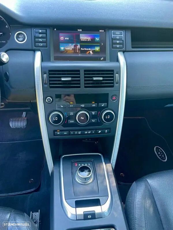 Land Rover Discovery Sport - 32