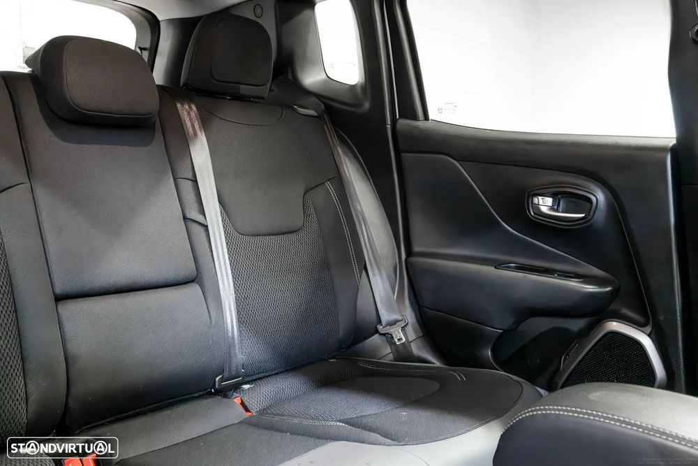 Jeep Renegade 1.6 MJD Limited - 23