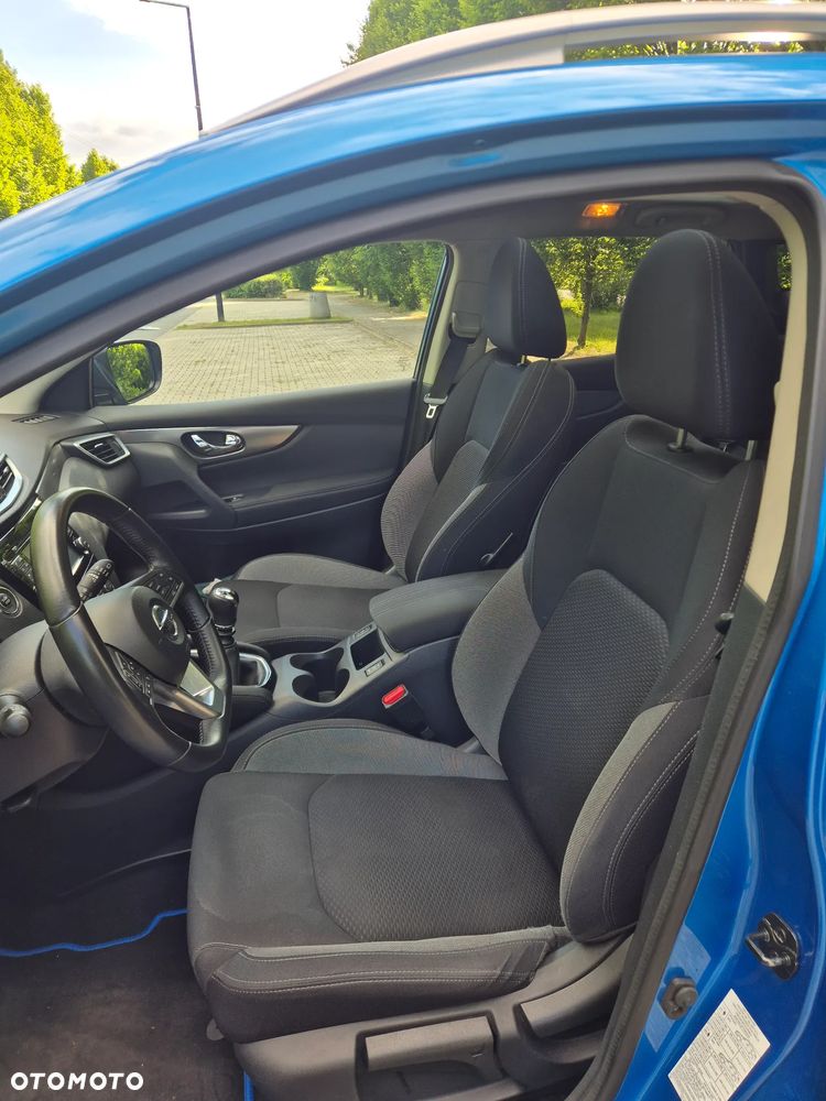 Nissan Qashqai 1.2 DIG-T N-Connecta EU6 - 6