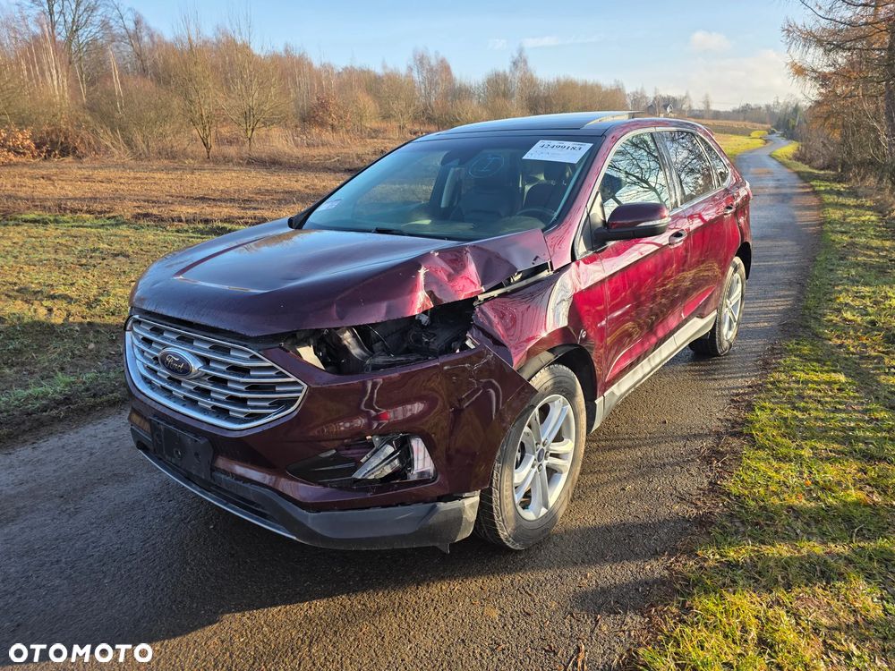 Ford Edge - 8