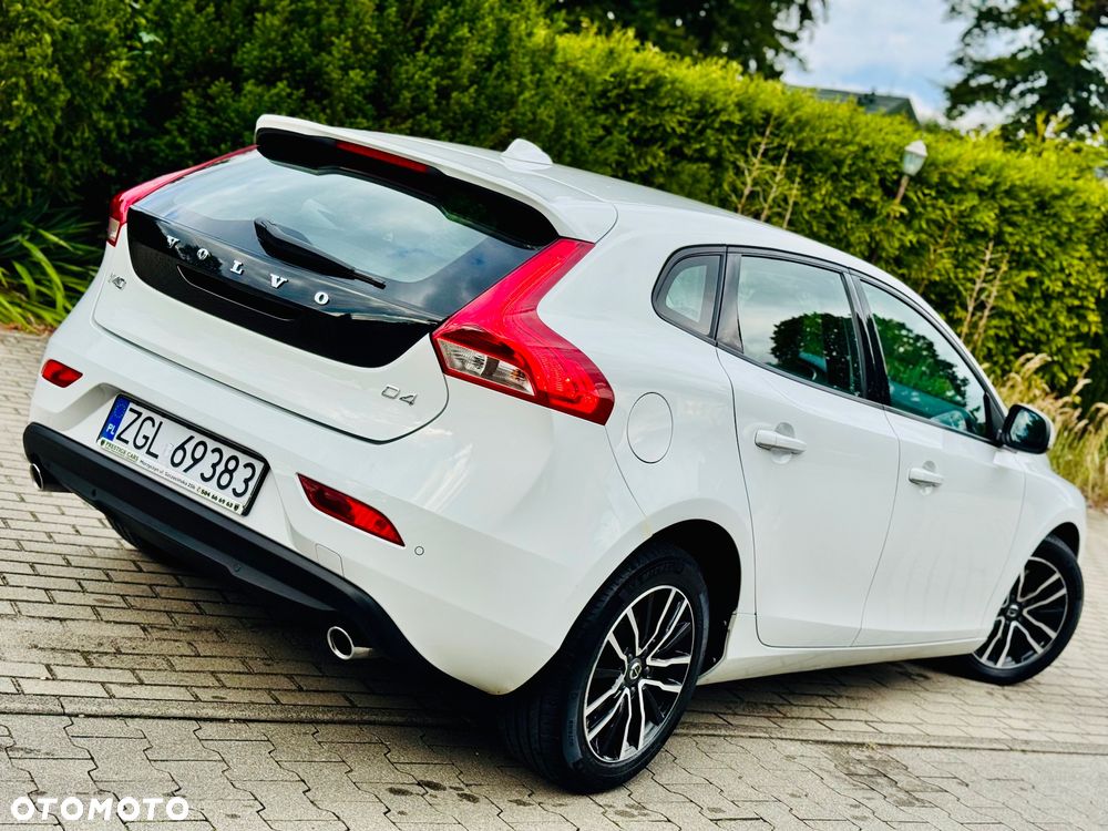 Volvo V40 D4 Drive-E Momentum - 7