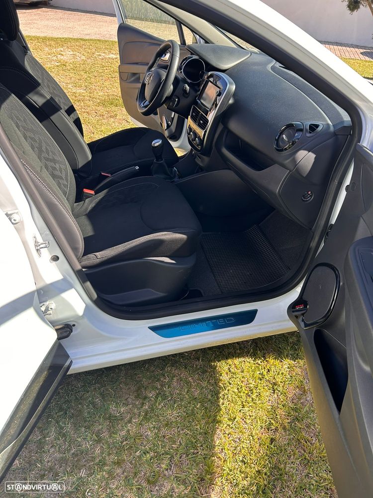 Renault Clio 0.9 TCe Limited - 17