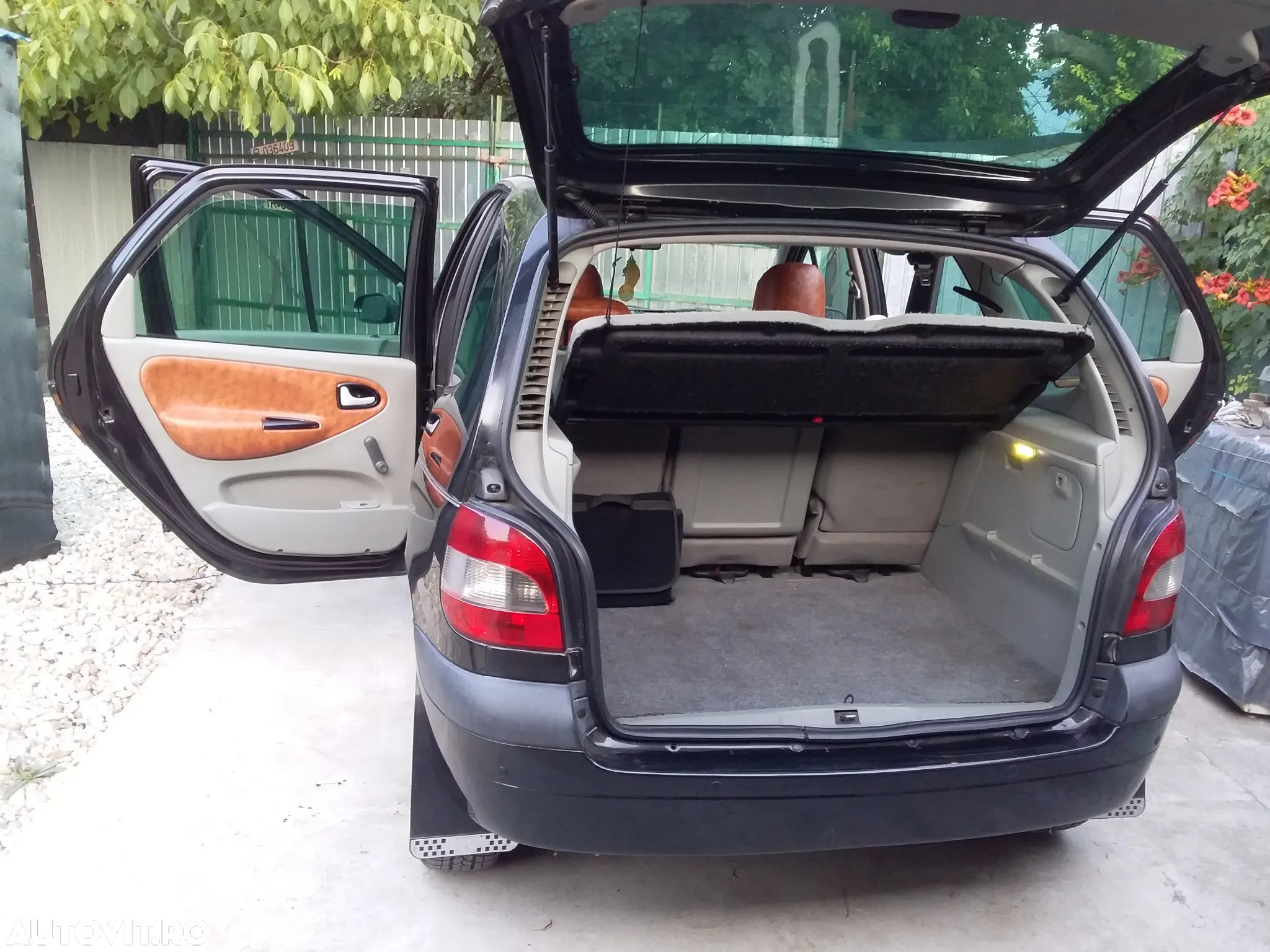 Renault Scenic 1.6 Expression - 8