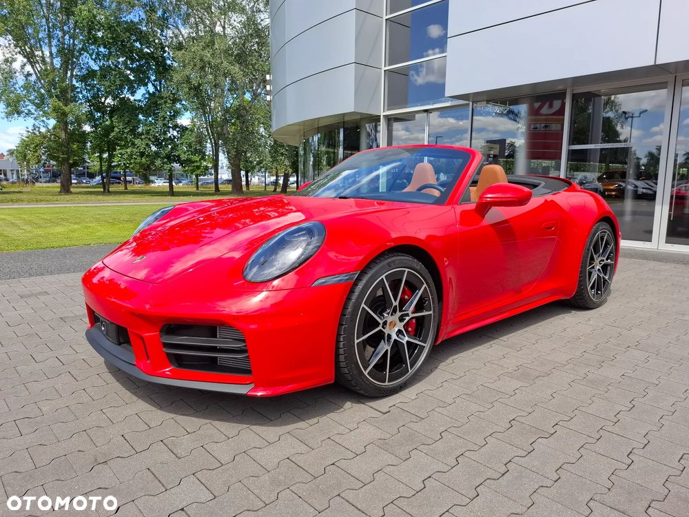 Porsche 911 Carrera 4S - 1