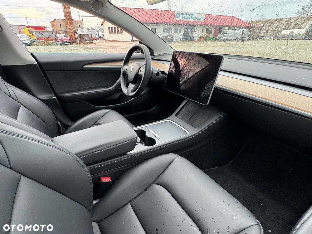 Tesla Model 3 Langstreckenbatterie Allradantrieb Dual Motor - 39